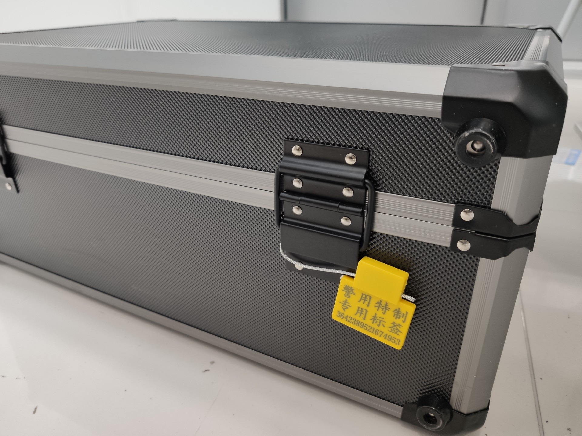 配备RFID标签的装备