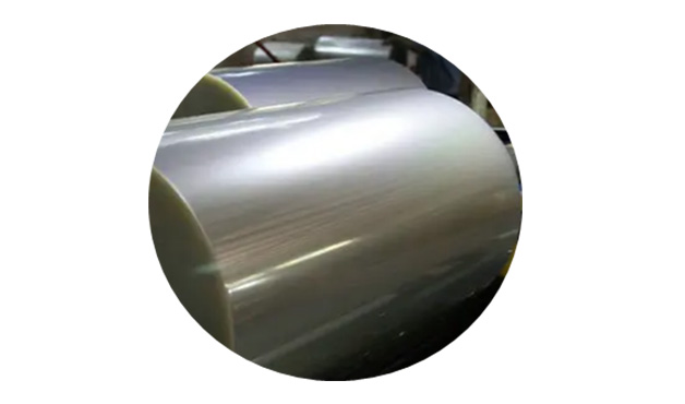 荒山野林扒衣襟吸奶头视频