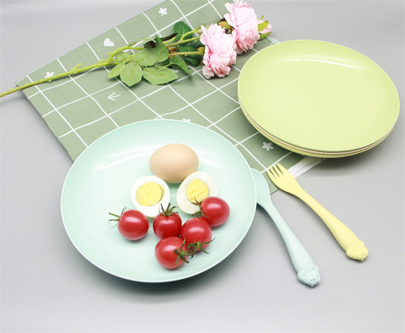 荒山野林扒衣襟吸奶头视频